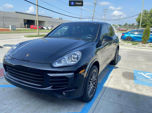 2017 Porsche Cayenne Platinum 4D SUV