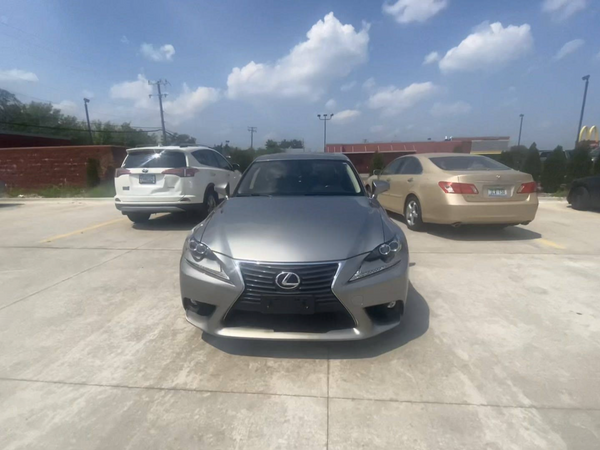 2016 Lexus IS 300 4D Sedan