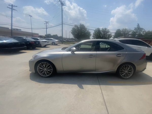 2016 Lexus IS 300 4D Sedan