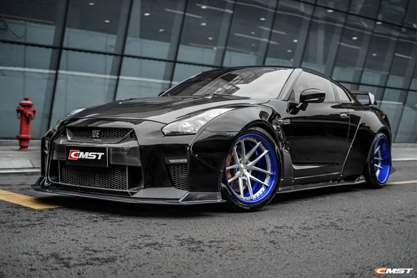 Nissan GTR (R35) Carbon Fiber Body Kits - 2