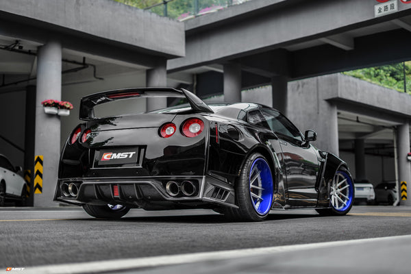 Nissan GTR (R35) Carbon Fiber Body Kits - 2