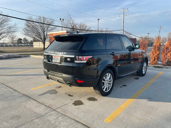 2016 Land Rover Range Rover Sport SE 4D SUV