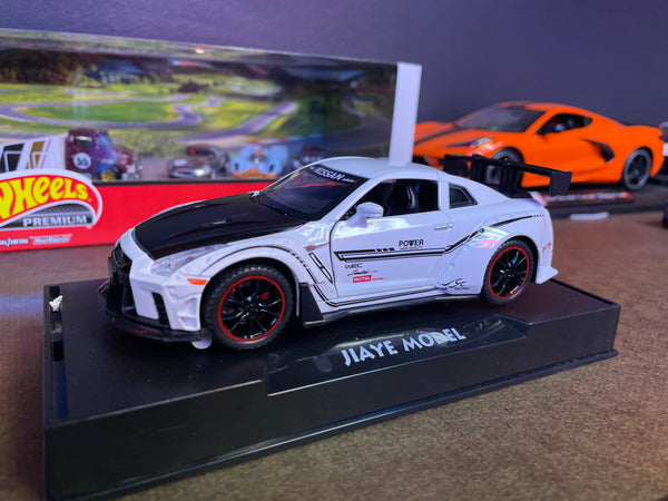 GTR Model Car (1:43)