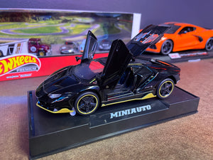 Lamborghini Huracan Model Car (1:43)