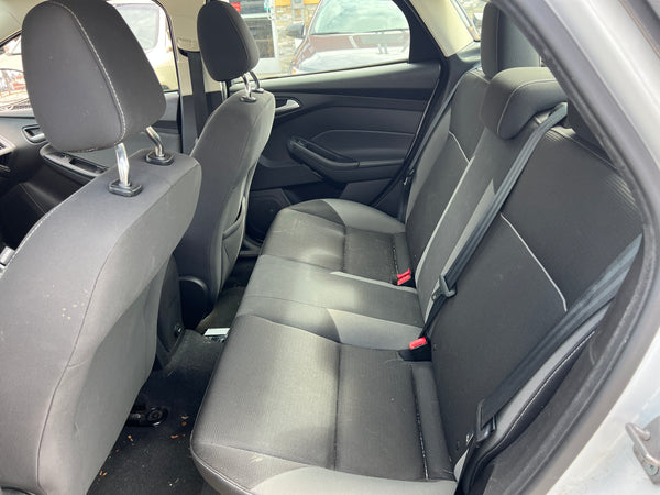 2012 Ford Focus SE 4D Sedan