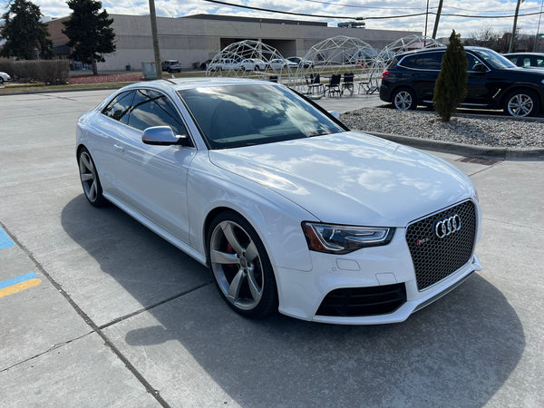 2015 Audi RS 5 4.2 Quattro 2D Coupe