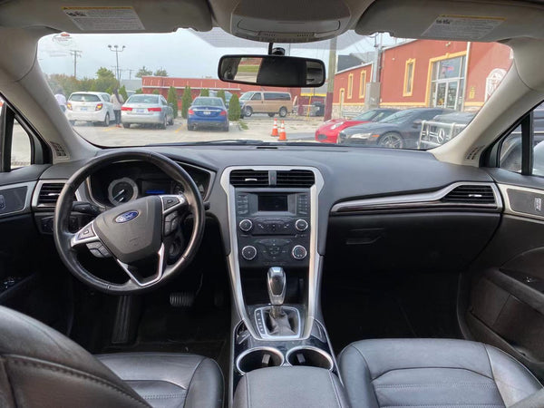 2013 Ford Fusion SE 4D Sedan