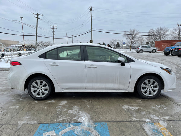 2020 Toyota Corolla LE 4D Sedan