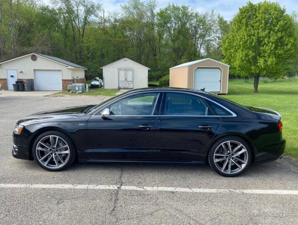 2016 Audi S8 Plus 4D Sedan