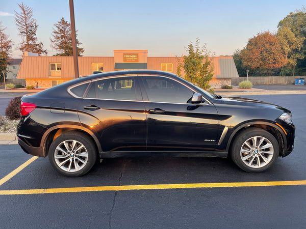 2017 BMW X6 35i xDrive 4D SUV
