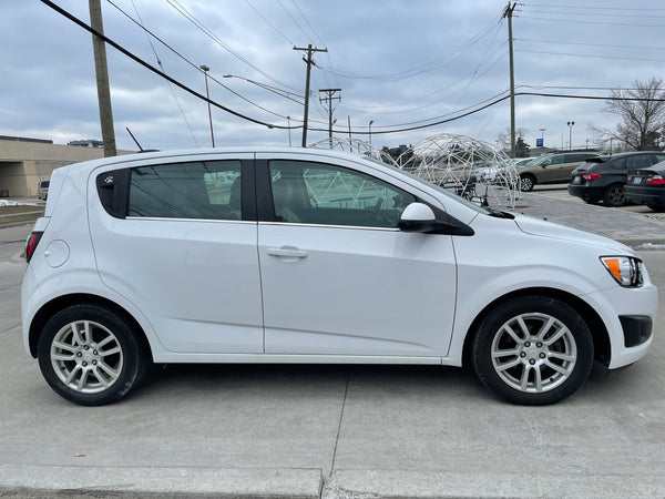 2015 Chevrolet Sonic LT 4D Hatchback