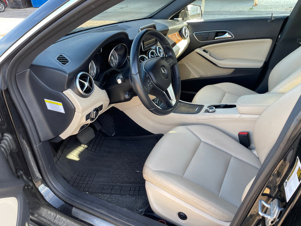 2014 Mercedes-Benz CLA 250 4D Sedan