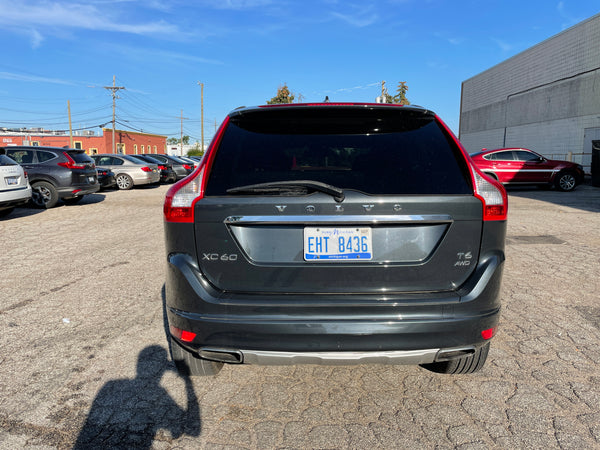2014 Volvo XC60 T6 4D SUV
