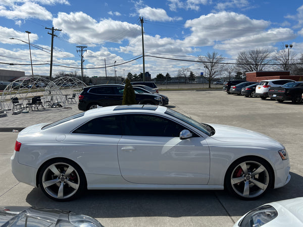 2015 Audi RS 5 4.2 Quattro 2D Coupe