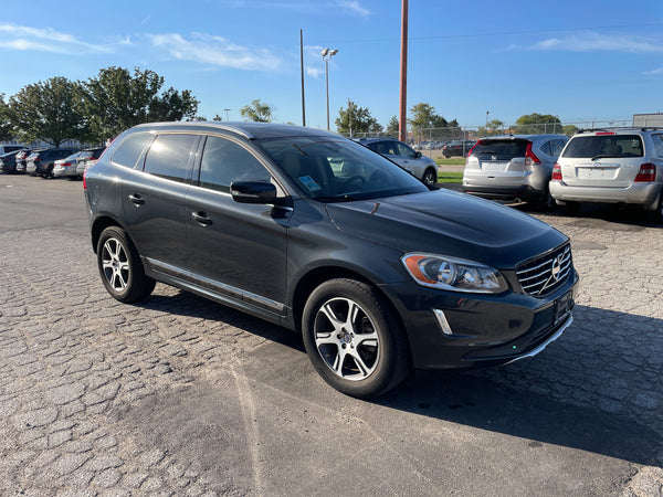 2014 Volvo XC60 T6 4D SUV
