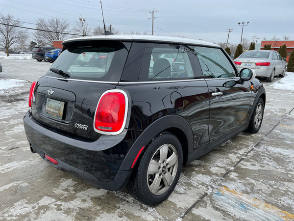 2017 Mini Cooper Hardtop 2D Coupe