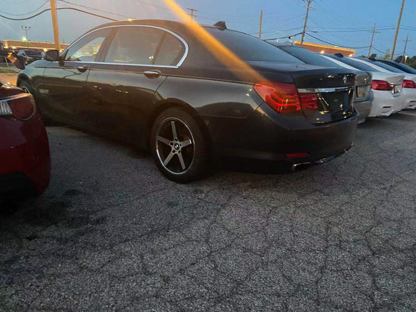 2012 BMW 750Li xDrive 4D Sedan