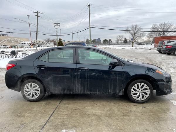 2019 Toyota Corolla LE 4D Sedan