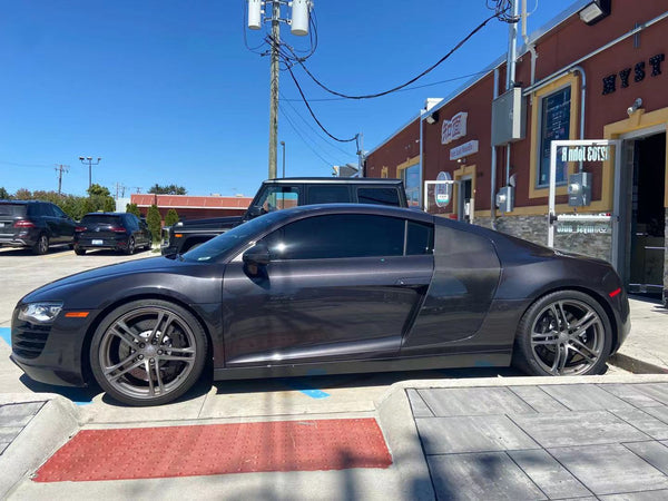 2012 Audi R8 4.2 V8 Quattro 2D Coupe