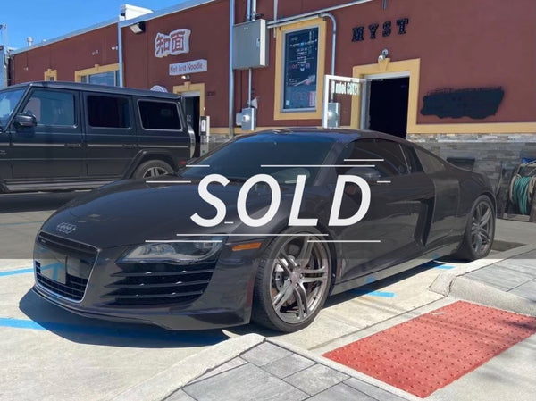 2012 Audi R8 4.2 V8 Quattro 2D Coupe