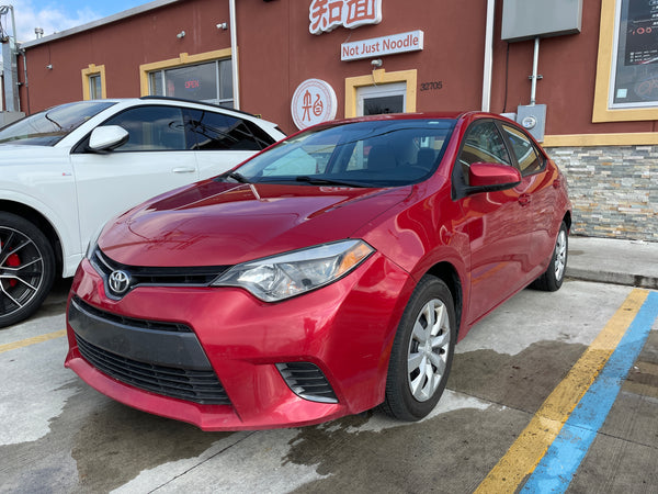 2015 Toyota Corolla LE 4D Sedan