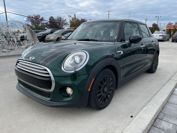 2015 Mini Cooper Hardtop 4D Hatchback