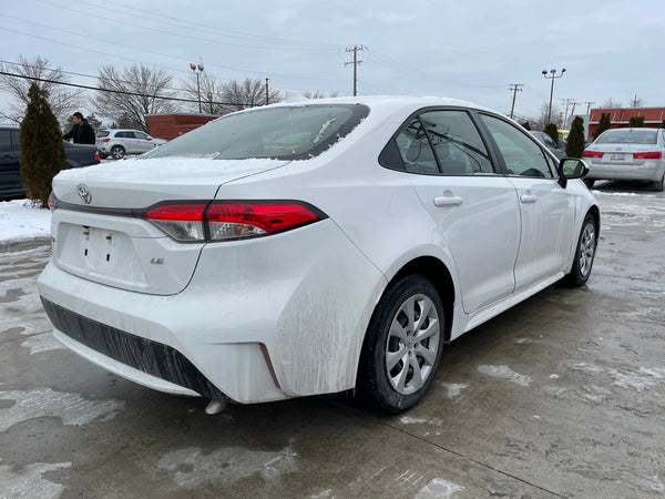 2020 Toyota Corolla LE 4D Sedan