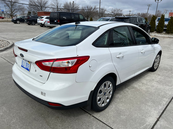 2012 Ford Focus SE 4D Sedan