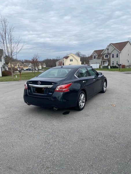 2013 Nissan Altima SV 4D Sedan