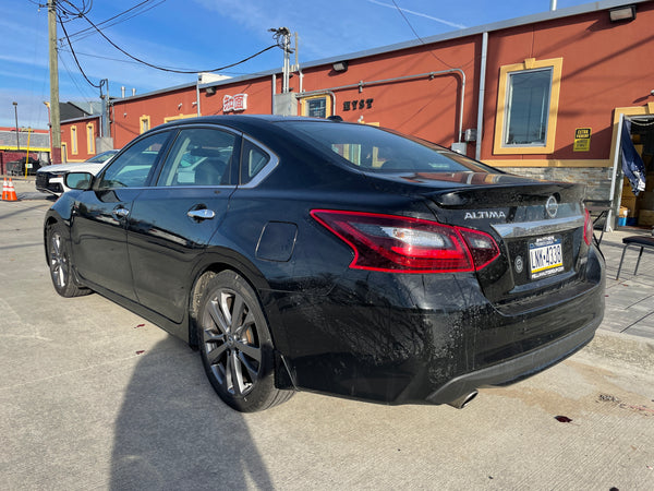 2018 Nissan Altima SR 4D Sedan