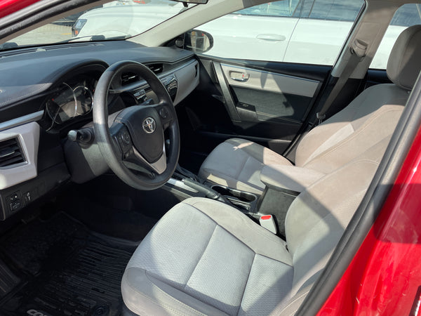 2015 Toyota Corolla LE 4D Sedan