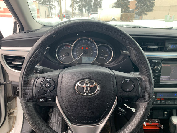 2016 Toyota Corolla LE 4D Sedan