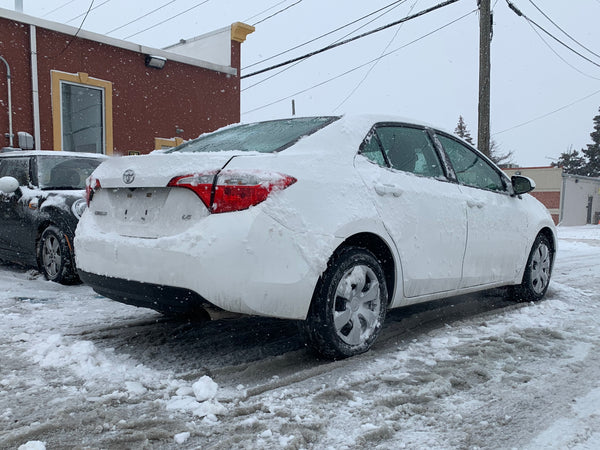 2016 Toyota Corolla LE 4D Sedan
