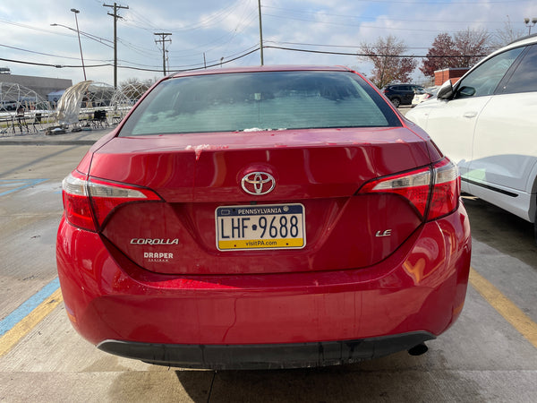 2015 Toyota Corolla LE 4D Sedan