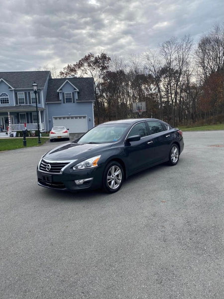 2013 Nissan Altima SV 4D Sedan