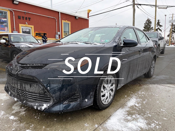 2019 Toyota Corolla LE 4D Sedan