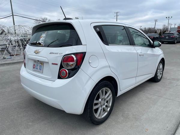 2015 Chevrolet Sonic LT 4D Hatchback