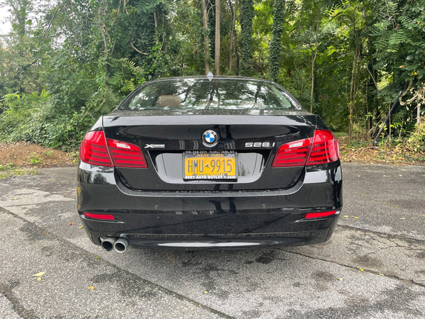 2015 BMW 528 XI 4D Sedan