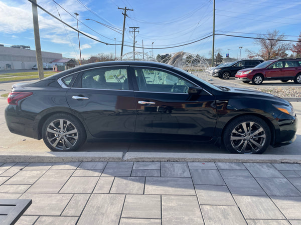 2018 Nissan Altima SR 4D Sedan