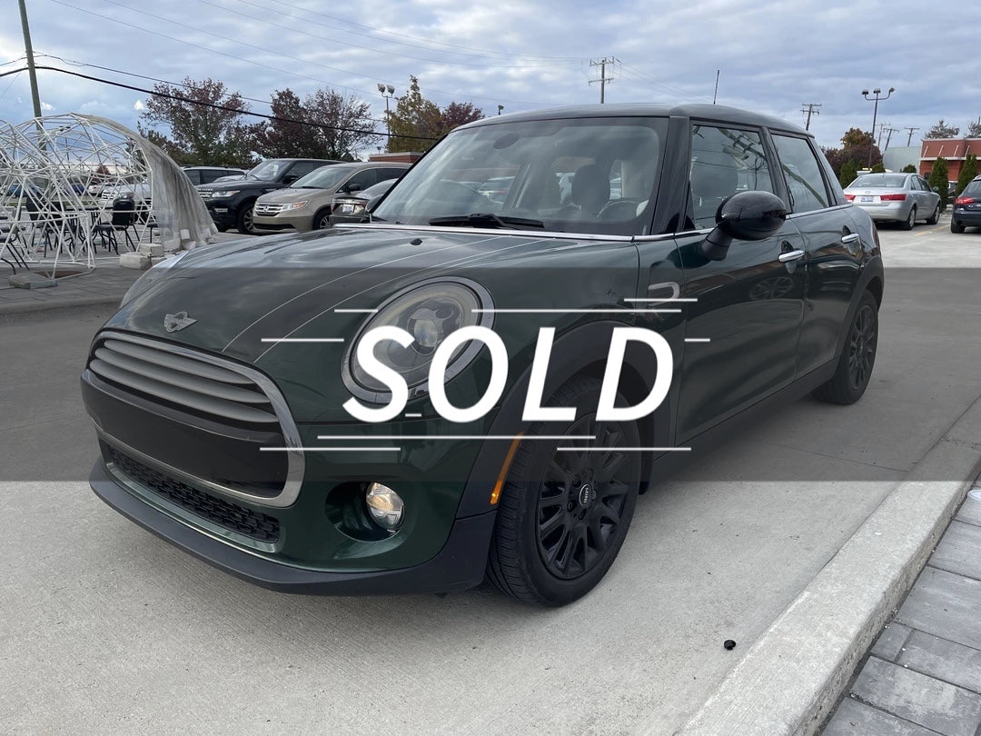 2015 Mini Cooper Hardtop 4D Hatchback