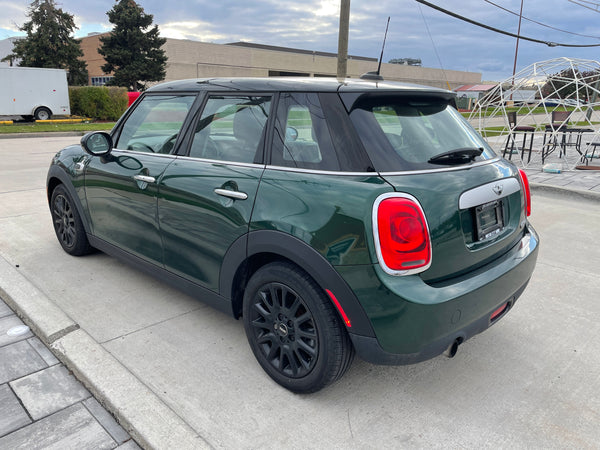 2015 Mini Cooper Hardtop 4D Hatchback