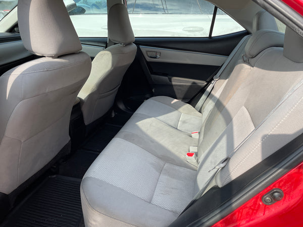 2015 Toyota Corolla LE 4D Sedan