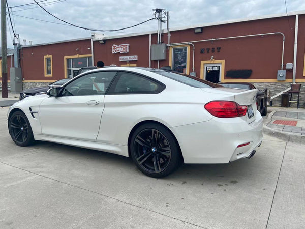 2015 BMW M4 2D Coupe